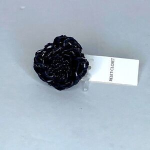Black beaded ring size 7 from RESET-CLOSET